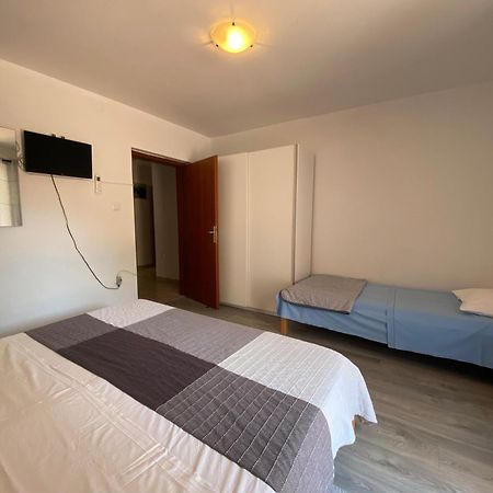 Apartments Lungomare PUY Exterior foto