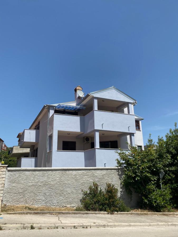 Apartments Lungomare PUY Exterior foto