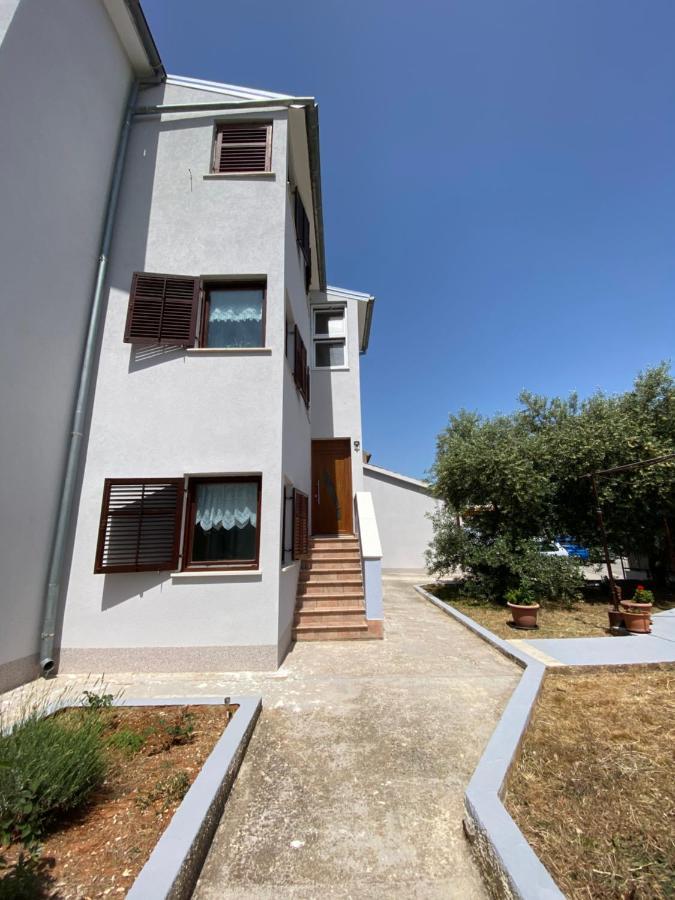 Apartments Lungomare PUY Exterior foto