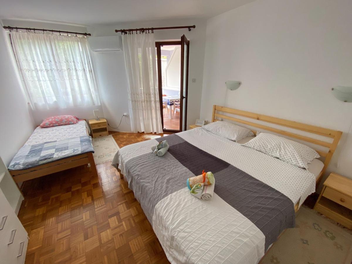 Apartments Lungomare PUY Exterior foto