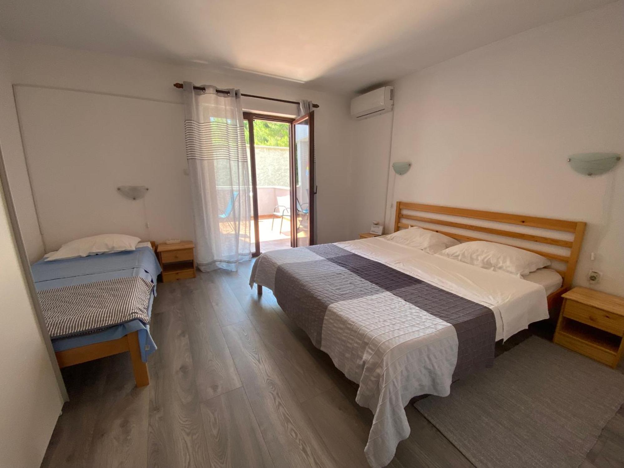 Apartments Lungomare PUY Exterior foto